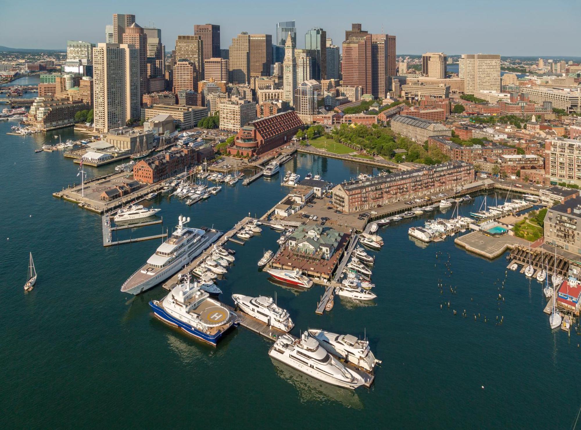 Boston Yacht Haven Hotel Bagian luar foto
