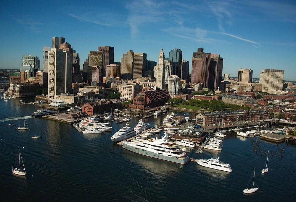 Boston Yacht Haven Hotel Bagian luar foto